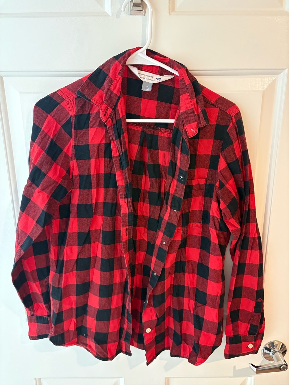 Women’s Red and Black Buffalo Plaid Button-Up Shirt